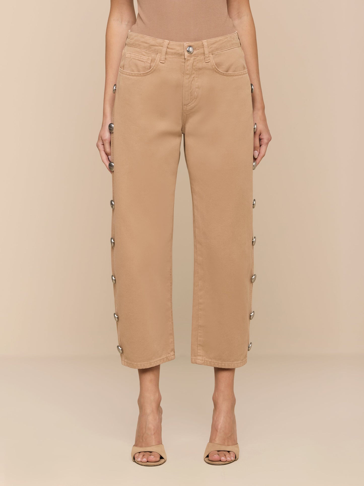 Mallis Studded Bow-Leg Jean