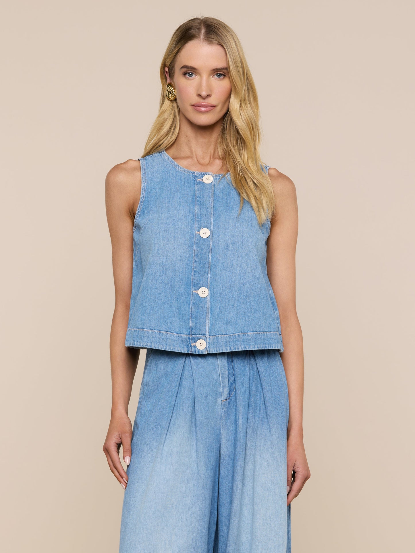Foster Top